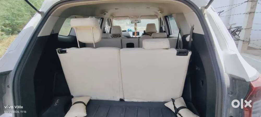 Kia Carens G1.5 6mt Prestige 2022 Petrol Full Insurance Up To 12/26