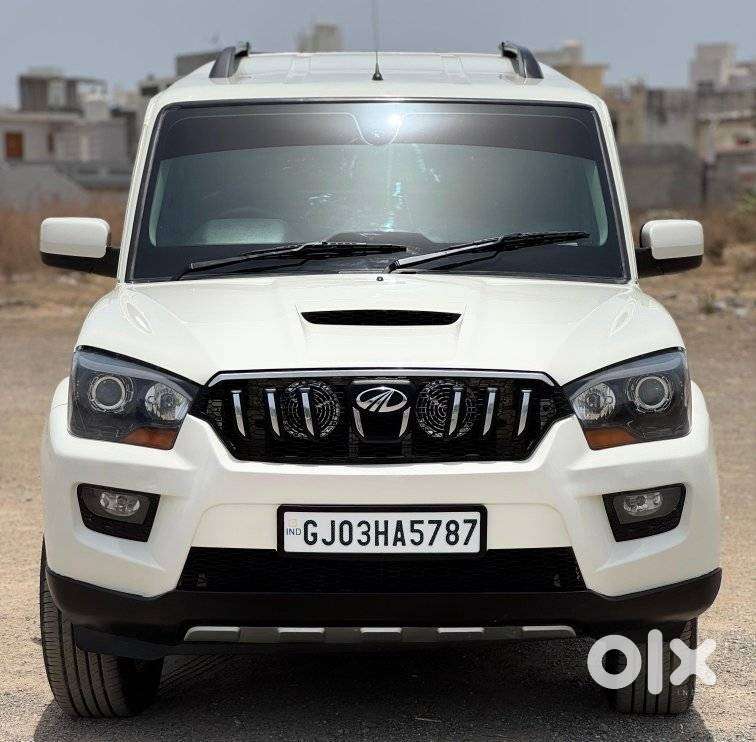 Mahindra Scorpio S10, 2014, Diesel