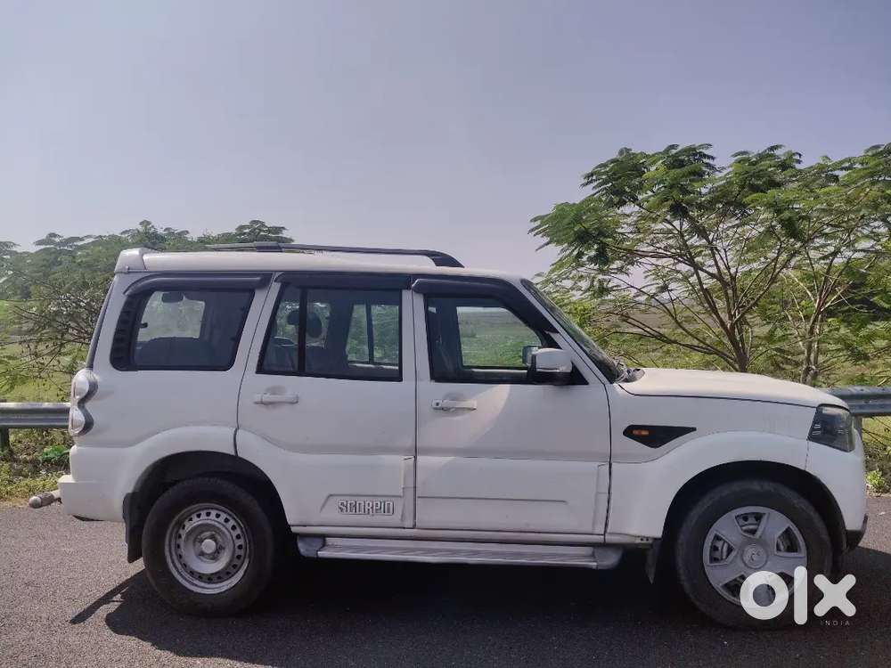 Mahindra Scorpio Diesel Manual 2017 Variant