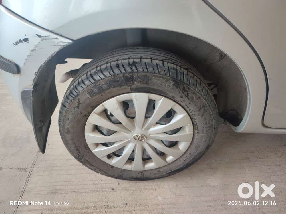 Toyota Etios Liva 2013-2014 G, 2013, Petrol