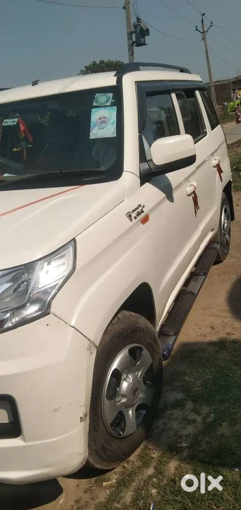 Mahindra Tuv 300 Plus 2018 Diesel Good Condition