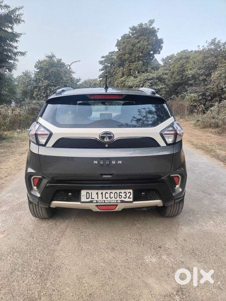Tata Nexon 1.2 Revotron Xma Amt (s), 2020, Petrol