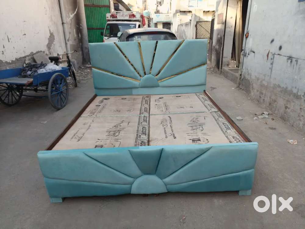 NEW DOUBLE BED WITH BOX
