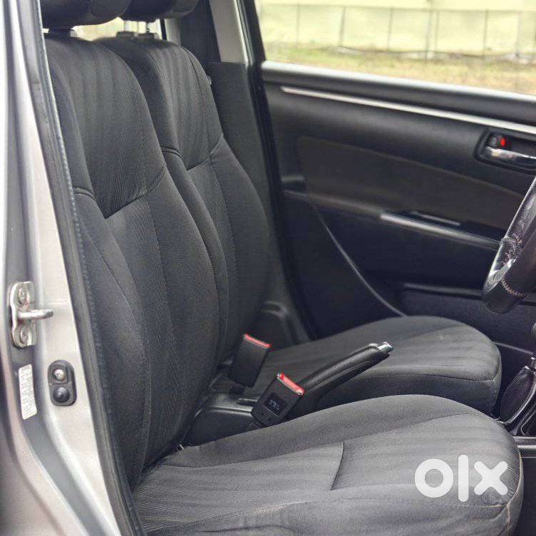 Maruti Suzuki Swift Vxi With Abs, 2012, Petrol