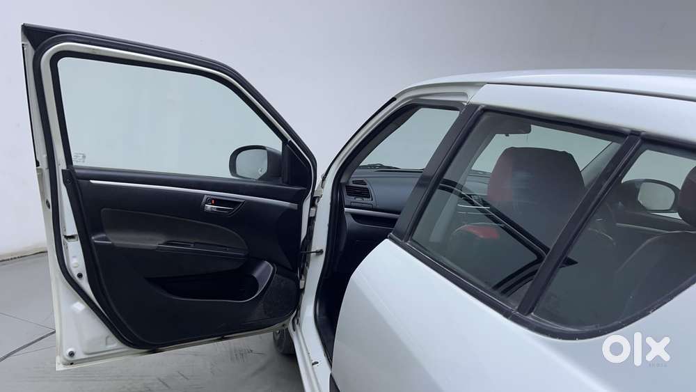 Maruti Suzuki Swift Vvt Vxi, 2015, Petrol