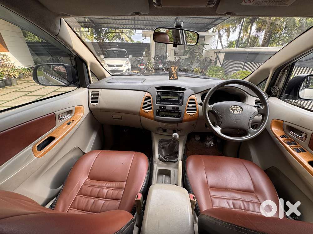 Toyota Innova, 2011, Diesel