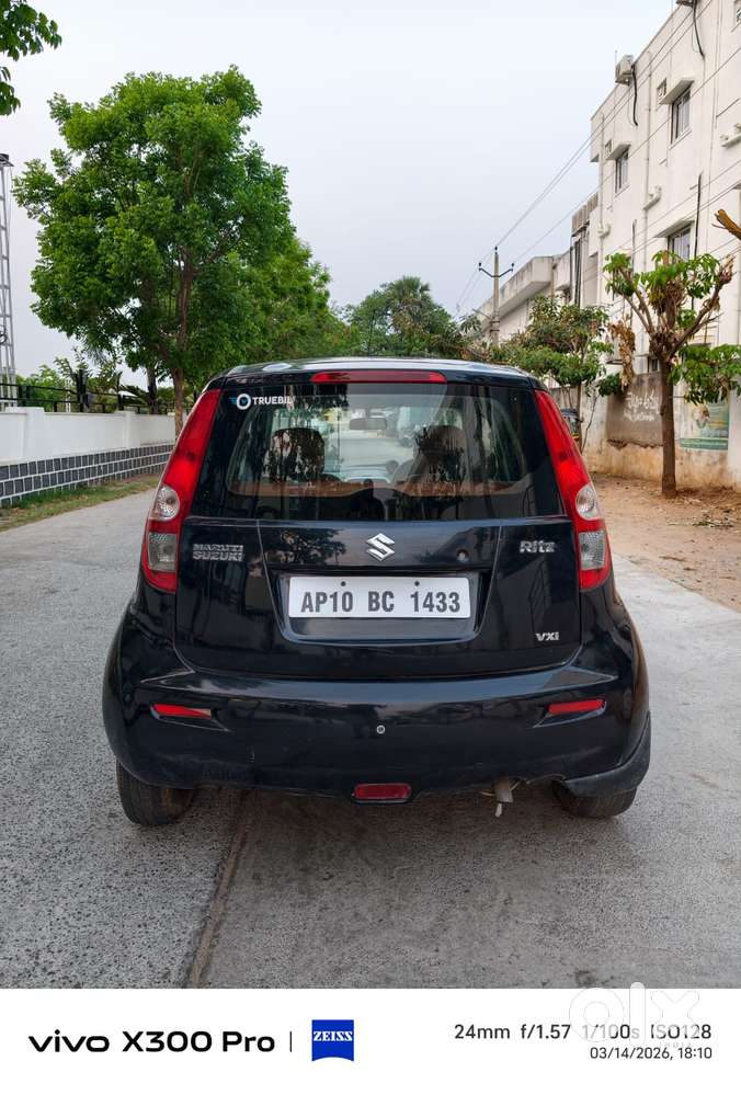 Maruti Suzuki Ritz Vxi, 2012, Petrol
