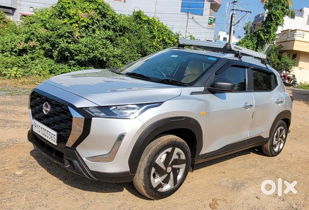 Nissan Magnite 1.0 Xv, 2024, Petrol
