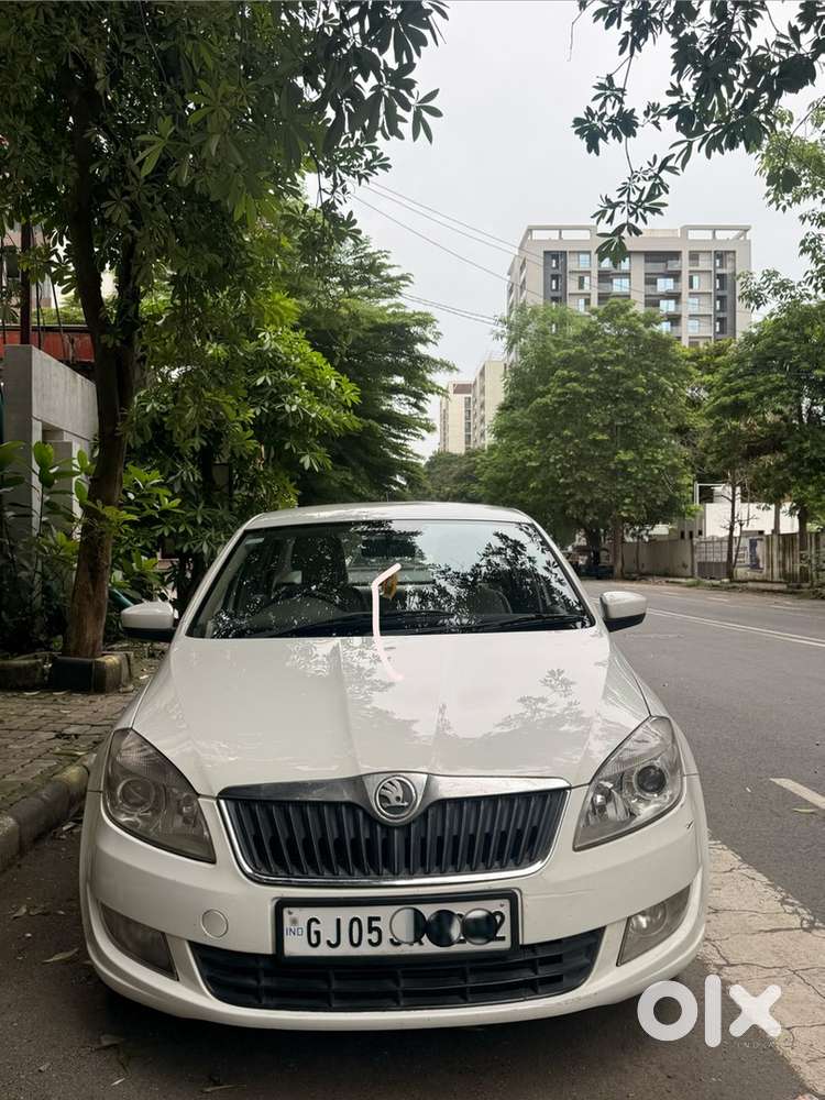 Skoda Rapid Elegance 2014