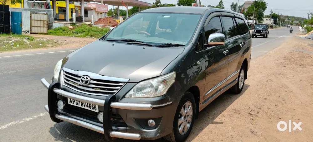 Toyota Innova 2013 Diesel 191000 Km Driven