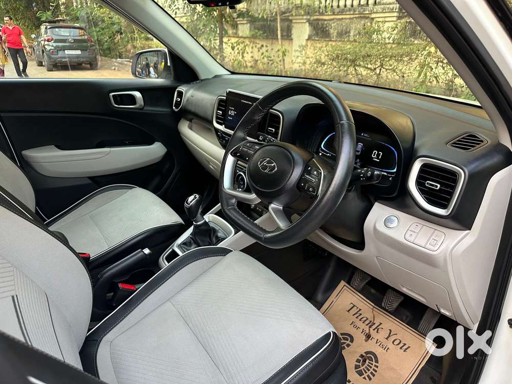 Hyundai Venue Sx (o) Mt 1.5 Diesel, 2023, Diesel