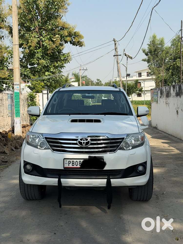 Toyota Fortuner Diesel 2015