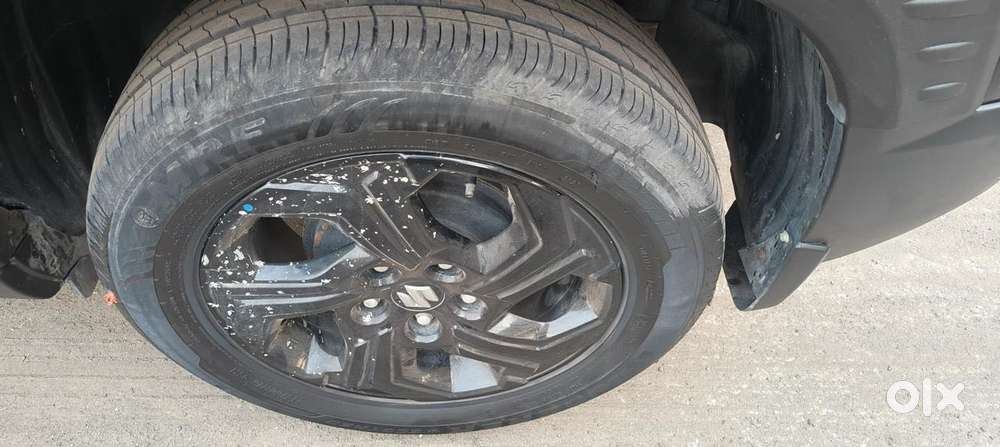 Maruti Suzuki Brezza Zxi S-cng, 2023, Cng & Hybrids