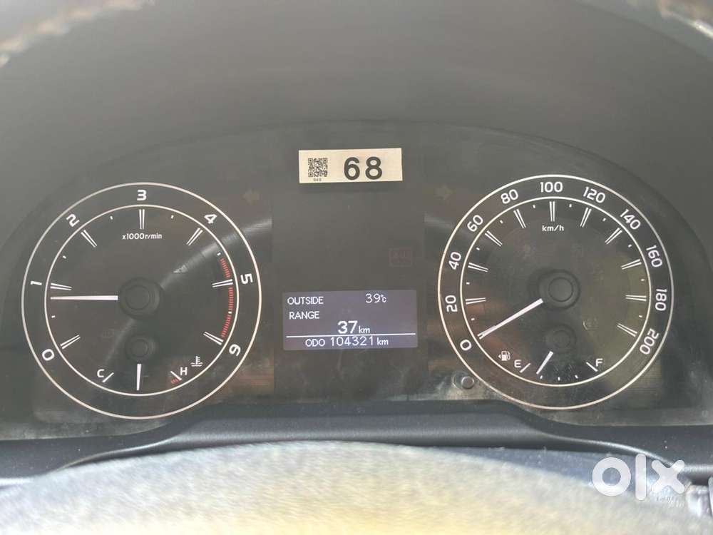 Toyota Innova Crysta 2.4 G Mt, 2017, Diesel