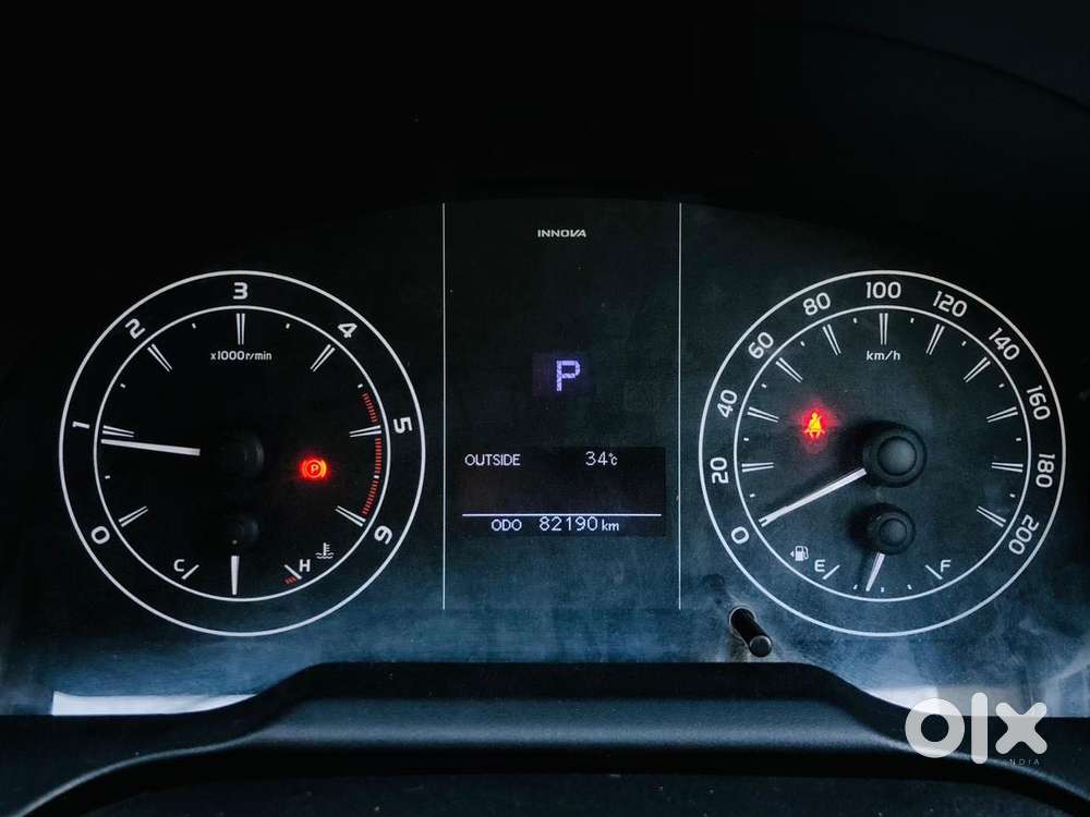 Toyota Innova Crysta [2020-ongoing] 2.4 Gx At 8 Str, 2021, Diesel