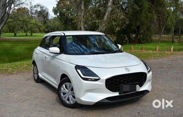 Maruti Suzuki Swift Vxi Optional, 2024, Petrol