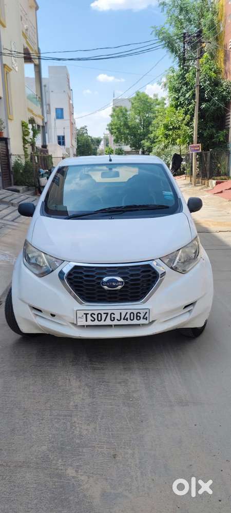 Datsun Redigo T Option, 2018, Petrol