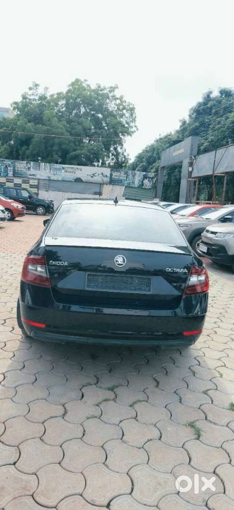 Skoda Octavia, 2018, Petrol