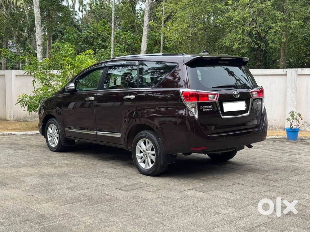Toyota Innova Crysta 2.8z Automatic, 2017, Diesel