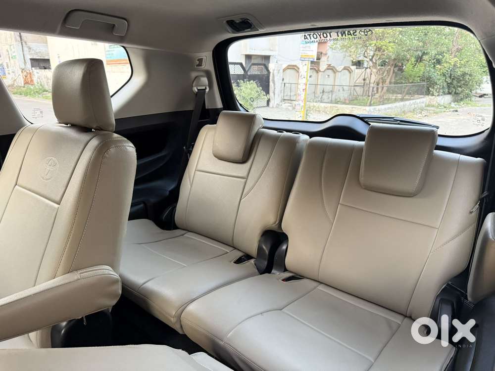 Toyota Innova Crysta [2020-ongoing] 2.4 Gx At 7 Str, 2022, Diesel