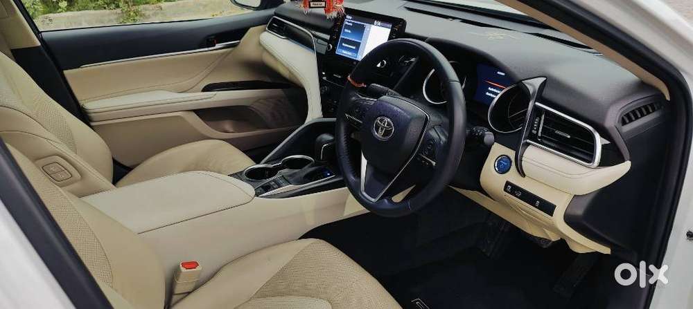 Toyota Camry Hybrid, 2024, Petrol