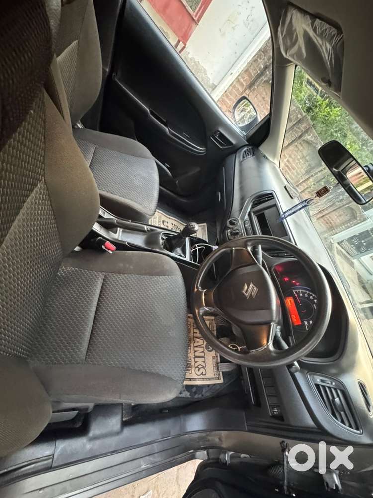 Maruti Baleno Sigma 2020 Petrol Up32