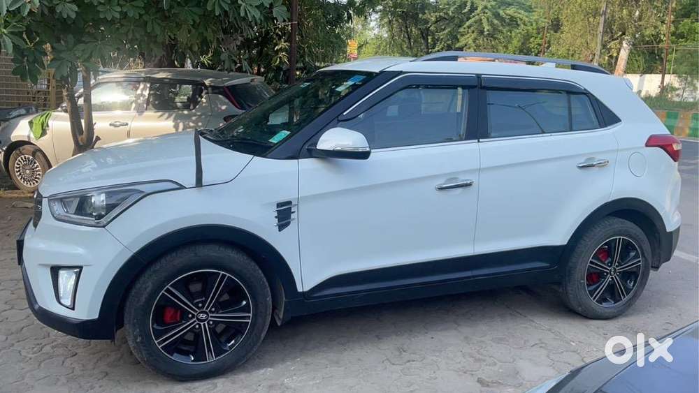 Hyundai Model 2018 Year Scratchless Petrol Automatic