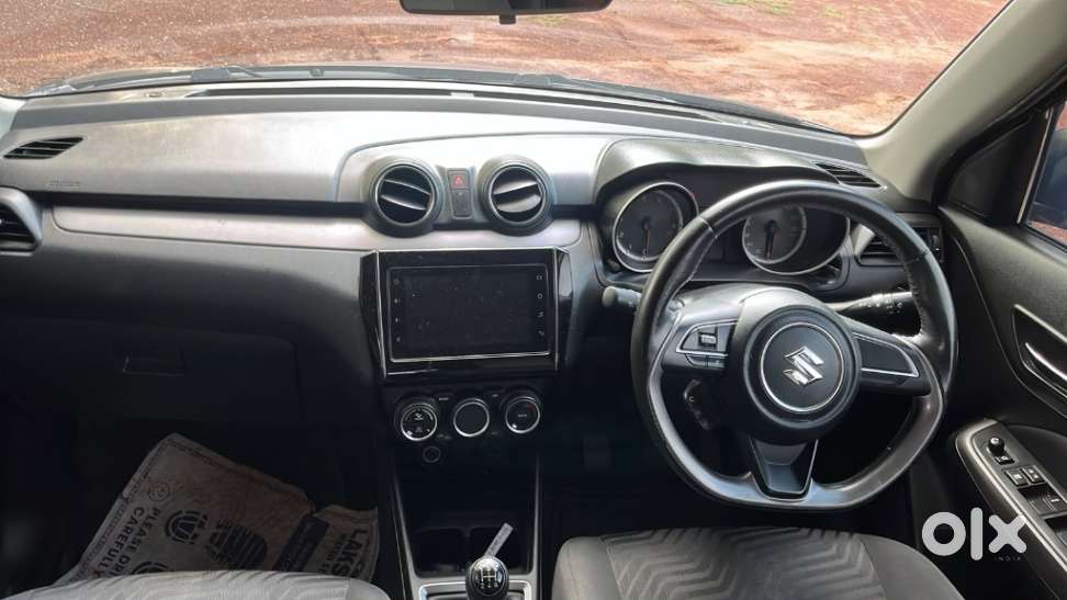 Maruti Suzuki Swift 1.3 Zxi, 2023, Petrol