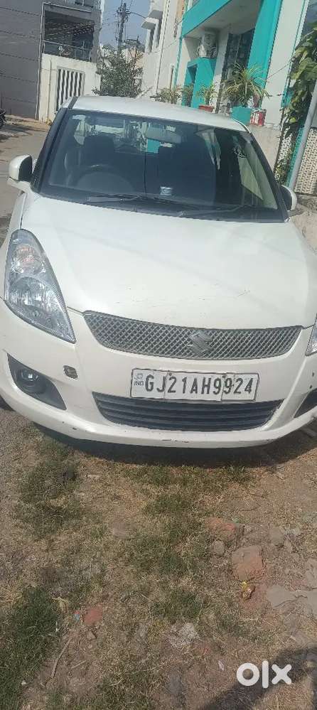 Maruti Suzuki Swift 2012 Diesel 96000 Km Driven