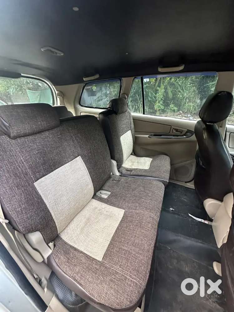 Toyota Innova 2.5v