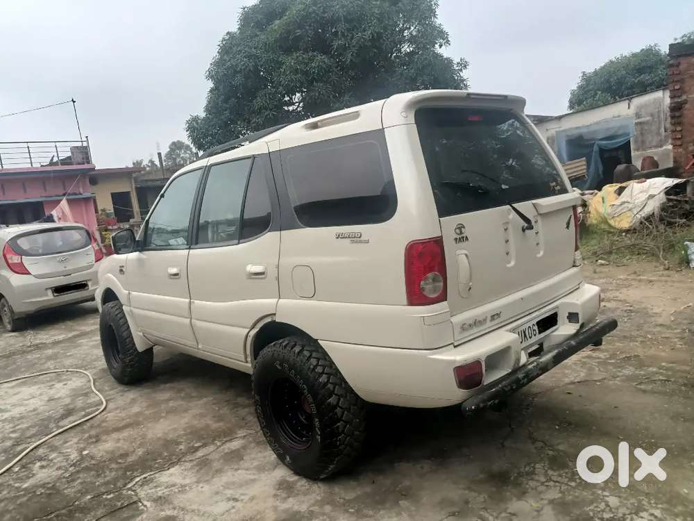 Tata Safari Diesel Manual 2012 Variant