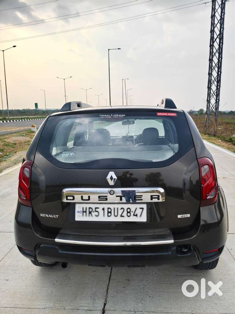 Renault Duster 2018 (diesel) – Well Maintained  Single Owner  Look