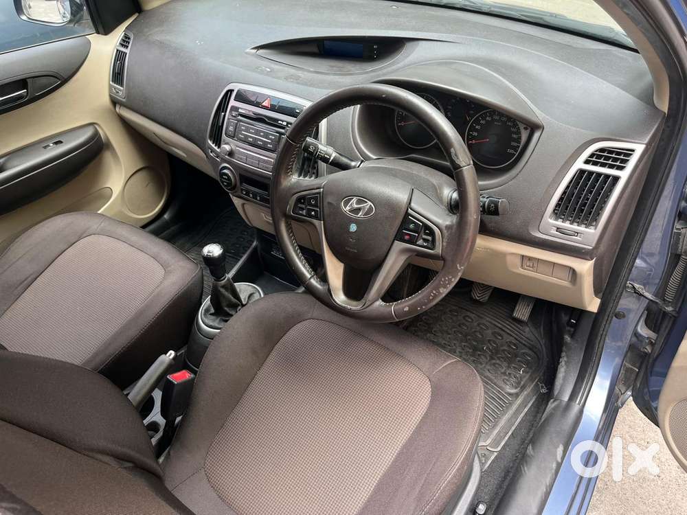 Hyundai I20 Sportz 1.2 Bs-iv, 2013, Petrol