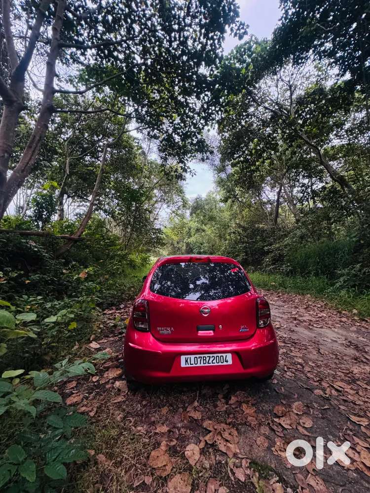 Nissan Micra Active 2013 Petrol 65000 Km Driven
