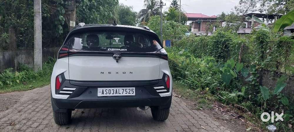 Doctors Own Driven Car With 5 Years Extended Warrenty And No Bank Loan