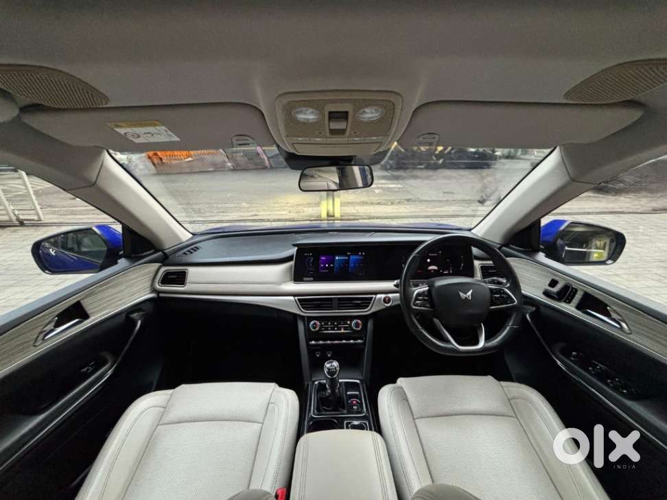 Mahindra Xuv700 2.2 Ax 7 Diesel Mt Str, 2023, Diesel