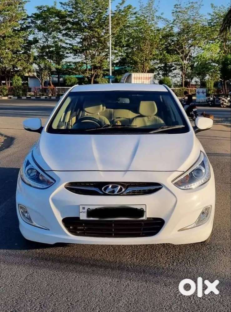 Hyundai Fluidic Verna