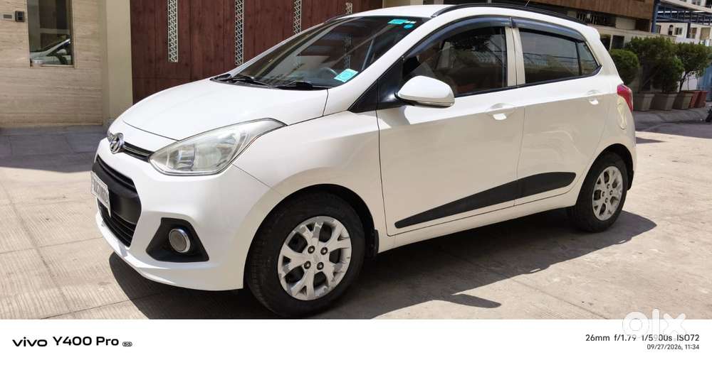 Hyundai Grand I10 Sportz O 1.2, 2015, Petrol