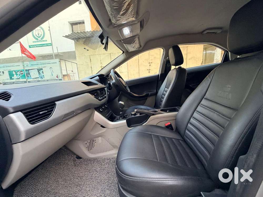 Tata Nexon, 2018, Petrol