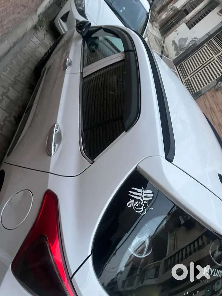 Hyundai Grand I10 2015 Diesel 100000 Km Driven
