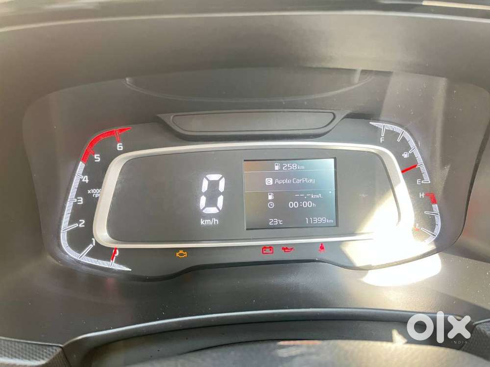 Kia Sonet 12000 Km's New Condition Sunroof