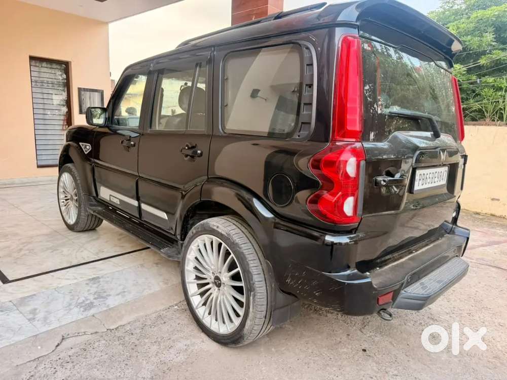 Mahindra Scorpio 2023 S11 Pb-65 Brand New