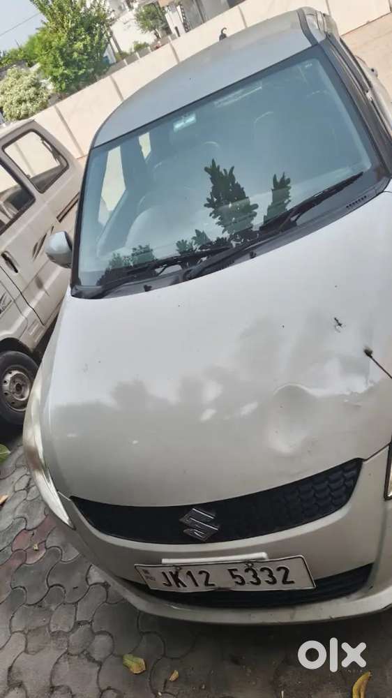 Maruti Suzuki Swift 2011 Petrol Manual 2nd Owner