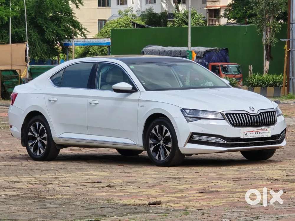 Skoda Superb 2.0 L&k Tsi At, 2021, Petrol