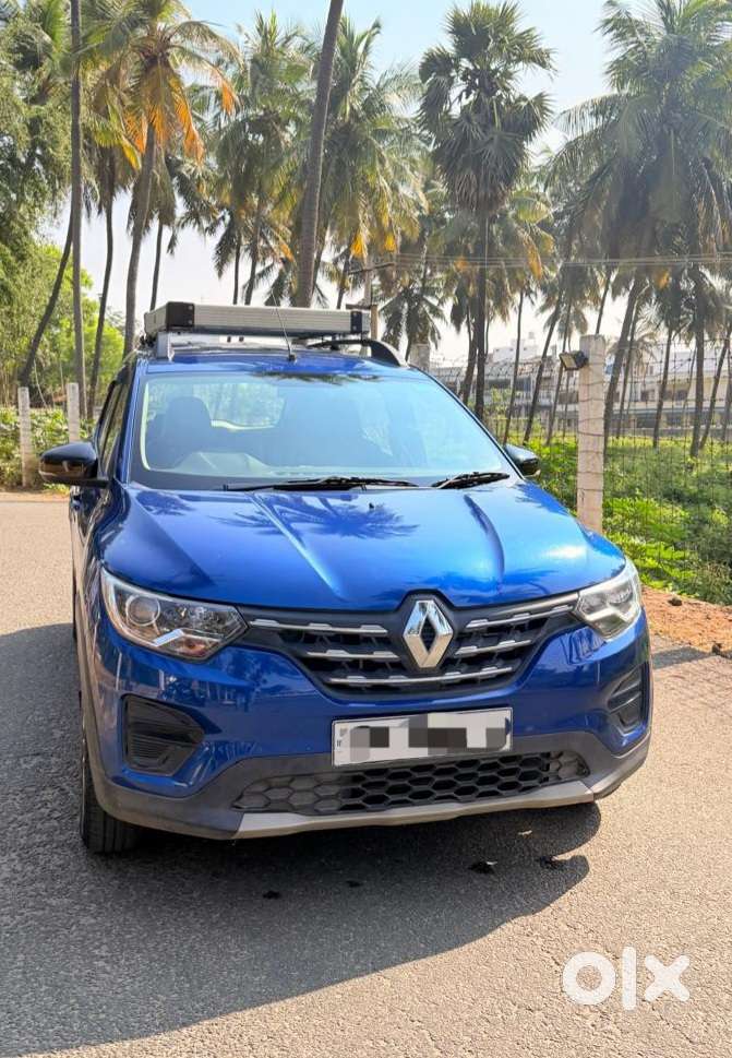 Renault Triber Rxt, 2022, Petrol