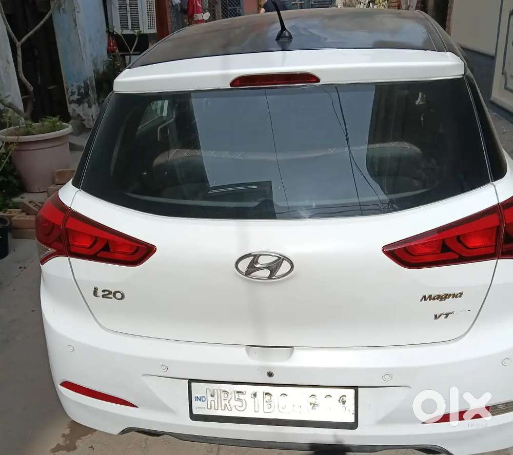 Hyundai Elite I20 2017 Petrol 64000 Km Driven