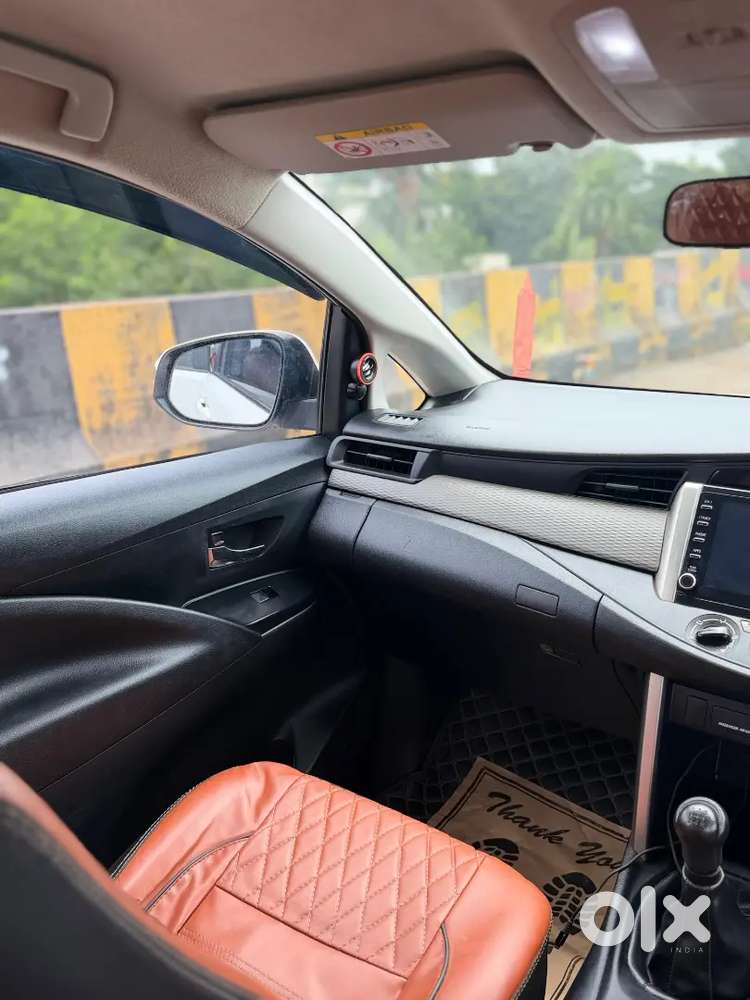 Toyota Innova Crysta 2023