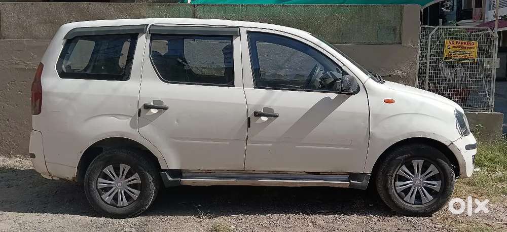 Mahindra Xylo Aug 2011