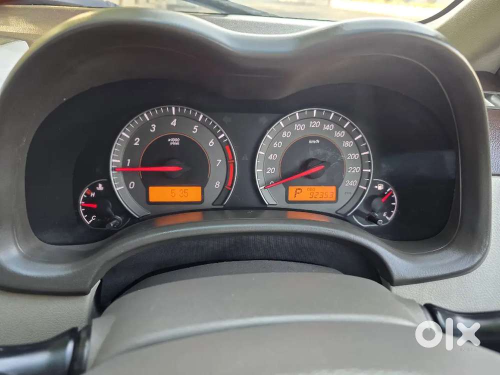 Toyota Corolla Altis 1.8 V Automatic