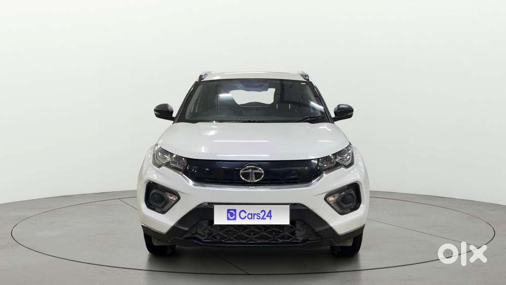Tata Nexon 1.2 Revotron Xm (s), 2023, Petrol